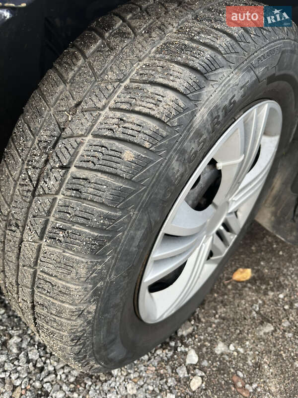 Седан Audi A4 1995 в Бердичеве