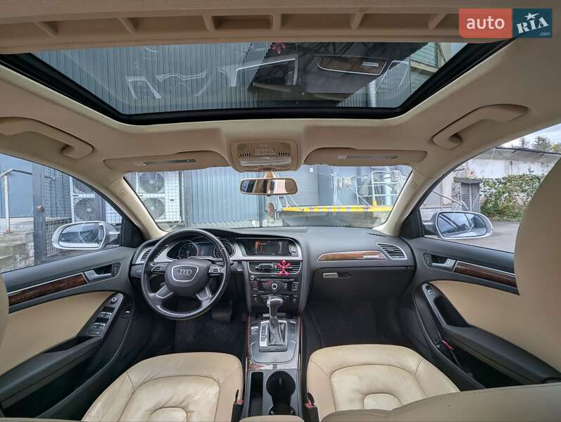 Седан Audi A4 2013 в Ивано-Франковске