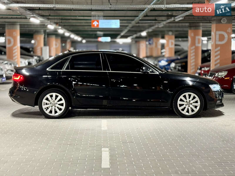 Седан Audi A4 2014 в Києві