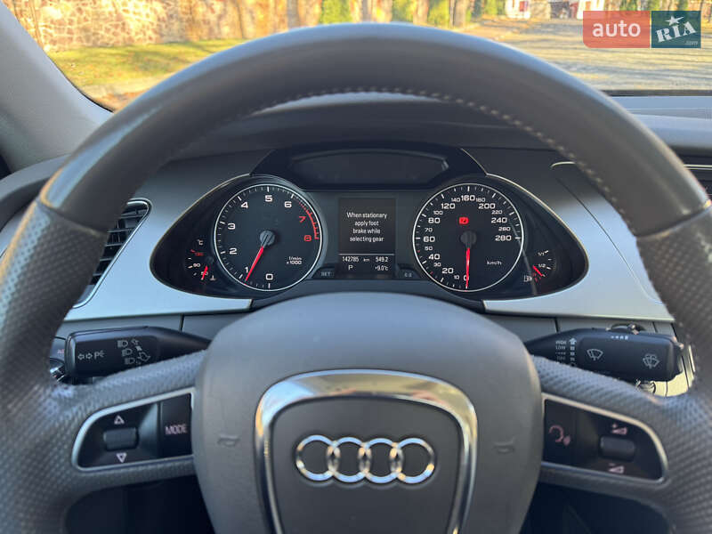 Седан Audi A4 2010 в Києві