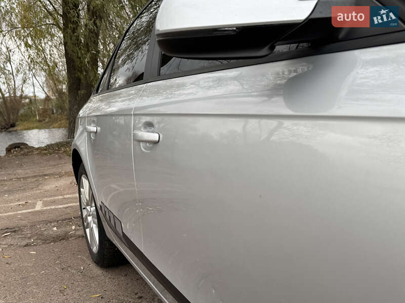 Седан Audi A4 2009 в Прилуках