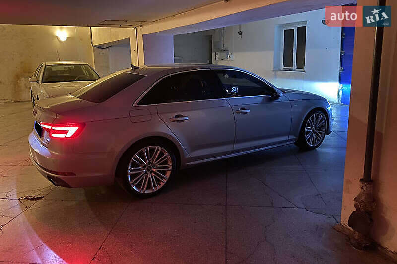 Седан Audi A4 2018 в Києві