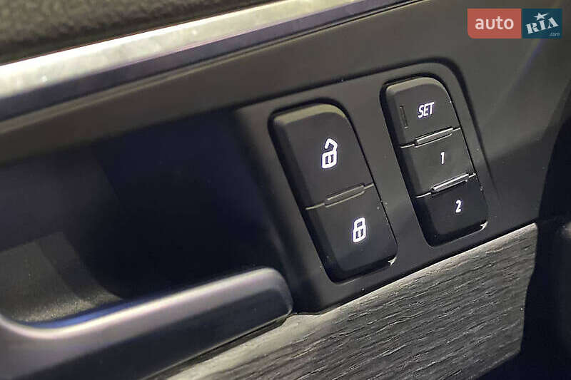 Седан Audi A4 2018 в Києві