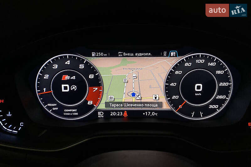 Седан Audi A4 2018 в Києві