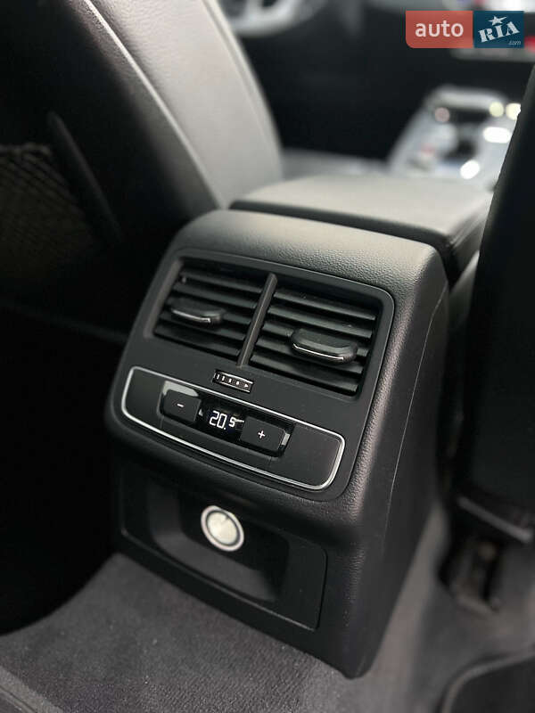 Седан Audi A4 2017 в Львові фото 29 Седан Audi A4 2017 в Львові