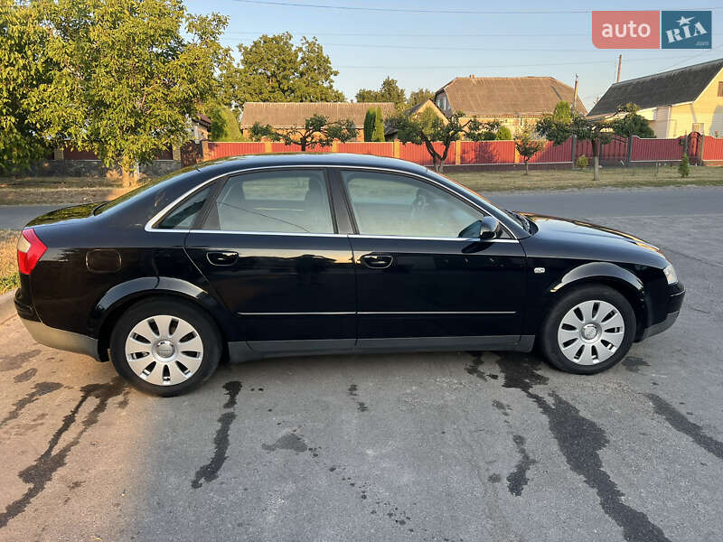 Седан Audi A4 2002 в Звенигородке