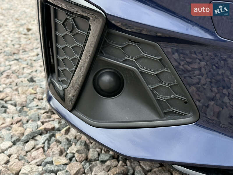 Седан Audi A4 2021 в Києві