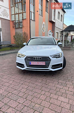 Седан Audi A4 2016 в Стрые