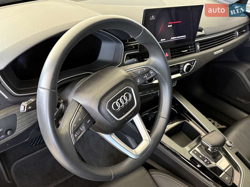 Седан Audi A4 2023 в Одессе