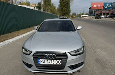 Седан Audi A4 2013 в Киеве