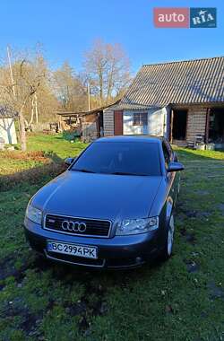Седан Audi A4 2004 в Львові