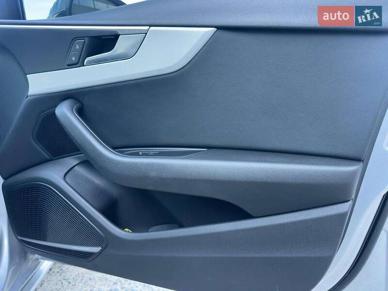 Седан Audi A4 2018 в Львові фото 22 Седан Audi A4 2018 в Львові
