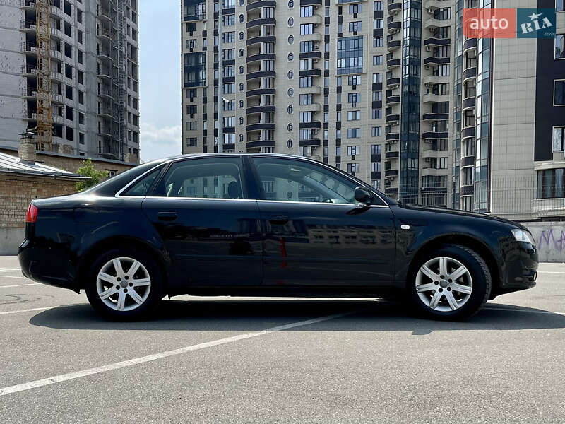 Седан Audi A4 2006 в Староконстантинове