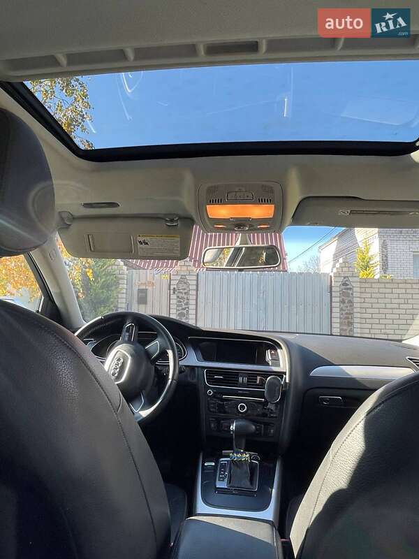 Седан Audi A4 2014 в Миколаєві