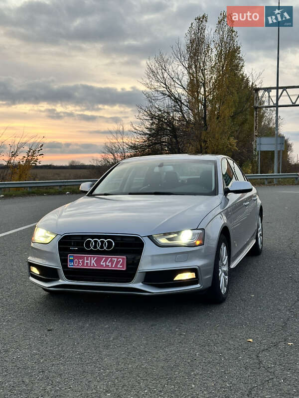 Седан Audi A4 2014 в Полтаве