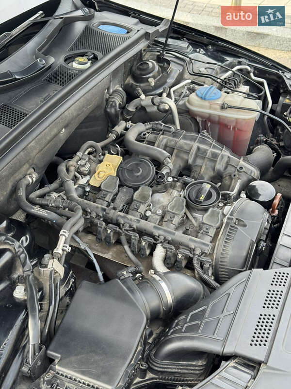 Седан Audi A4 2015 в Киеве