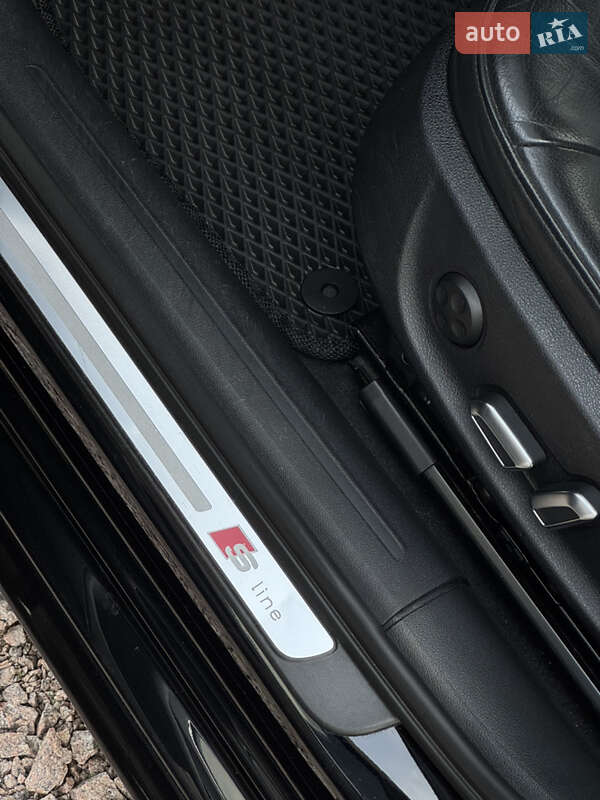 Седан Audi A4 2015 в Киеве