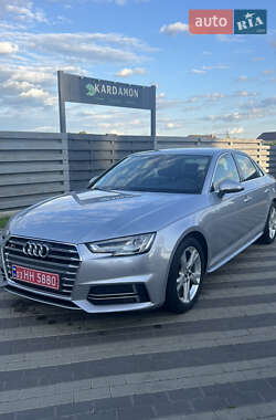 Седан Audi A4 2018 в Киеве