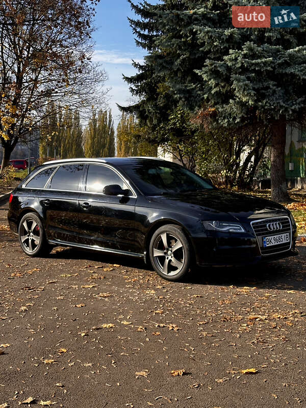 Универсал Audi A4 2011 в Ровно