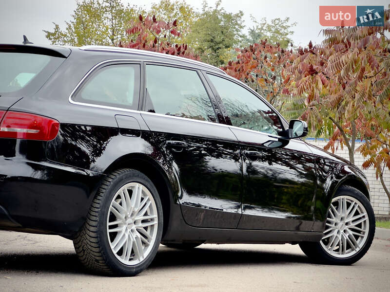 Универсал Audi A4 2011 в Смеле