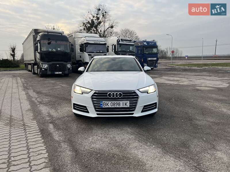Audi A4 2017