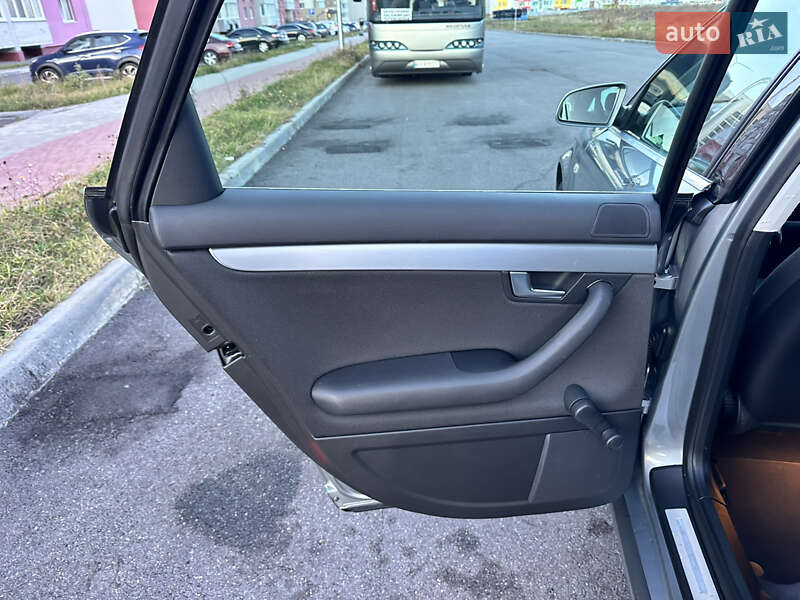 Седан Audi A4 2006 в Вінниці