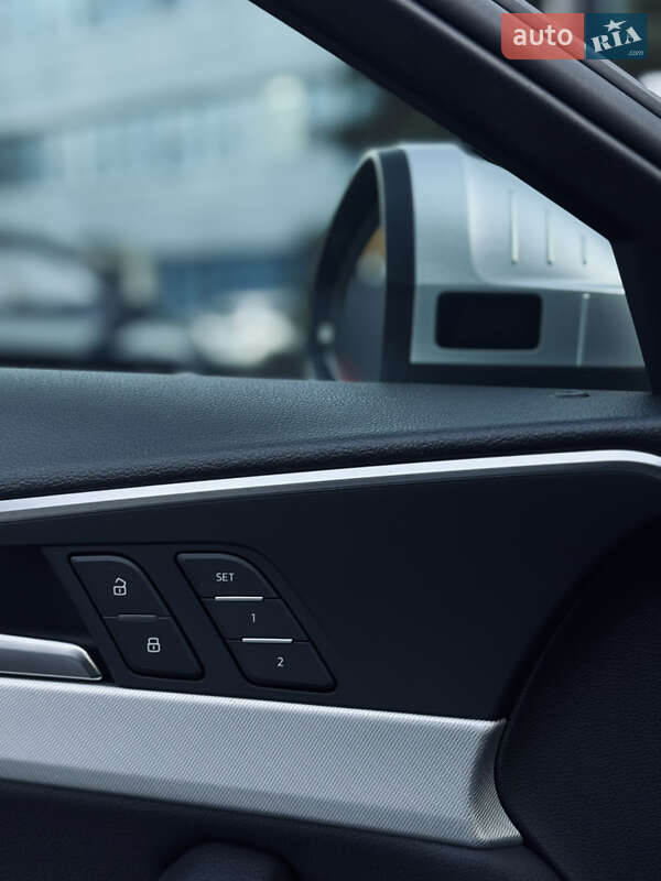 Седан Audi A4 2017 в Києві