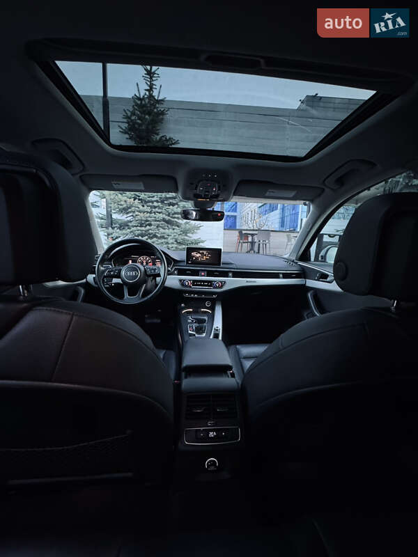 Седан Audi A4 2017 в Києві