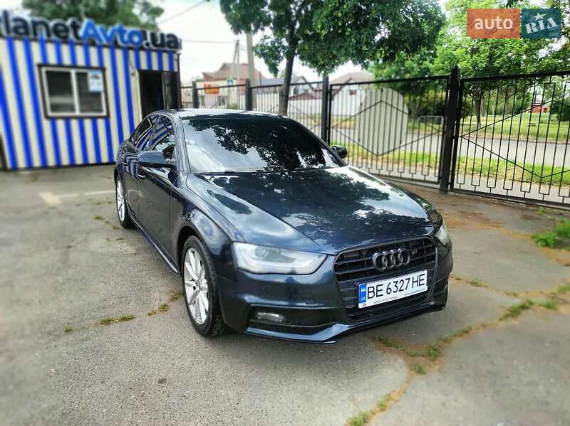 Седан Audi A4 2015 в Кривом Роге
