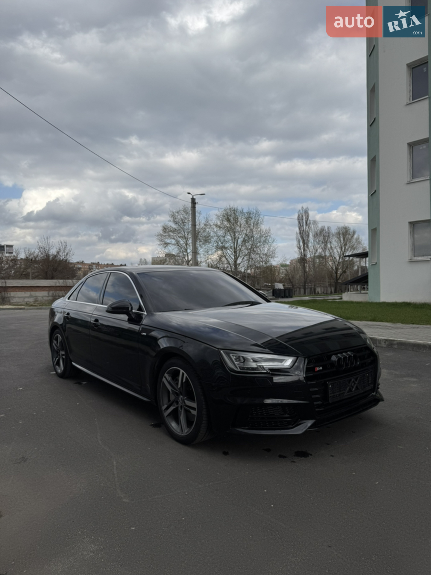 2017 Audi A4 - мініатюра 2