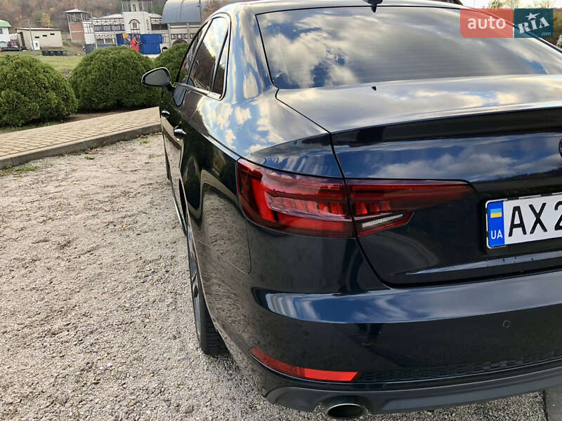 Седан Audi A4 2017 в Дніпрі