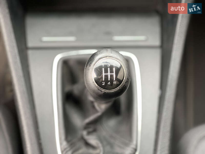 Седан Audi A4 2002 в Нововолынске