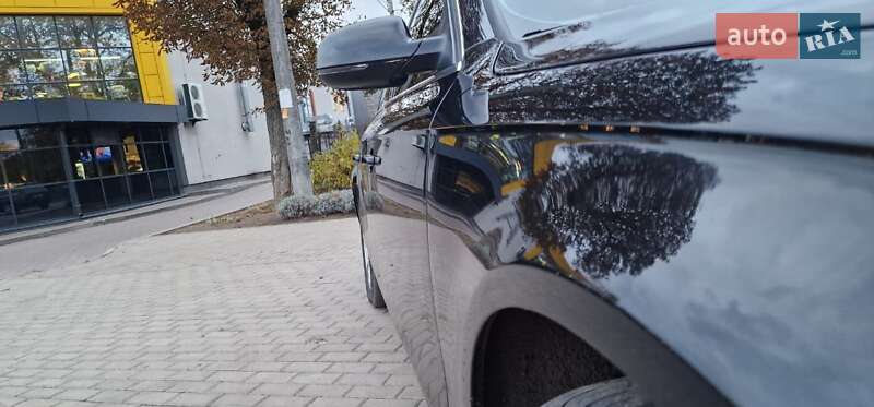 Универсал Audi A4 2010 в Сумах