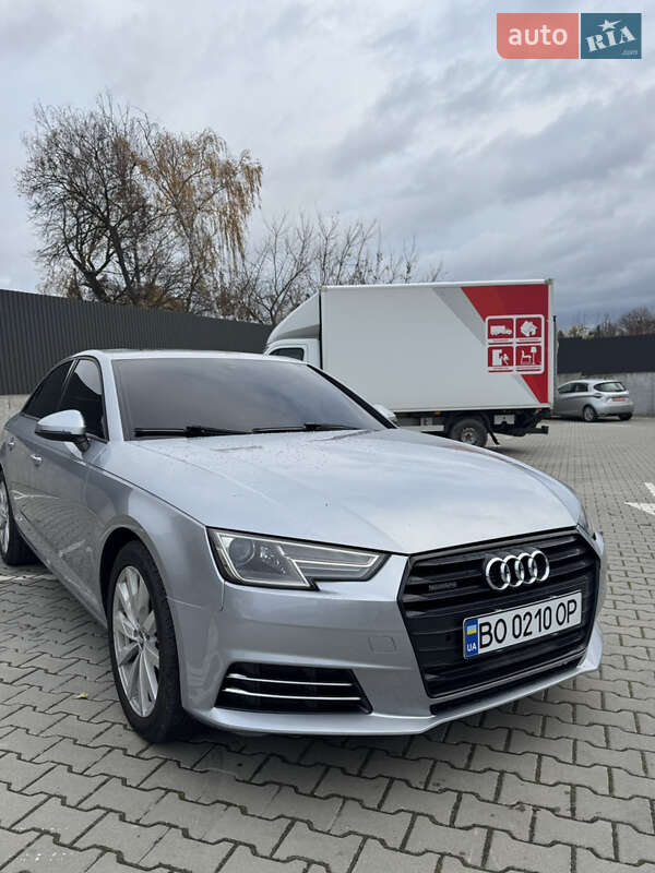 Седан Audi A4 2016 в Тернополі