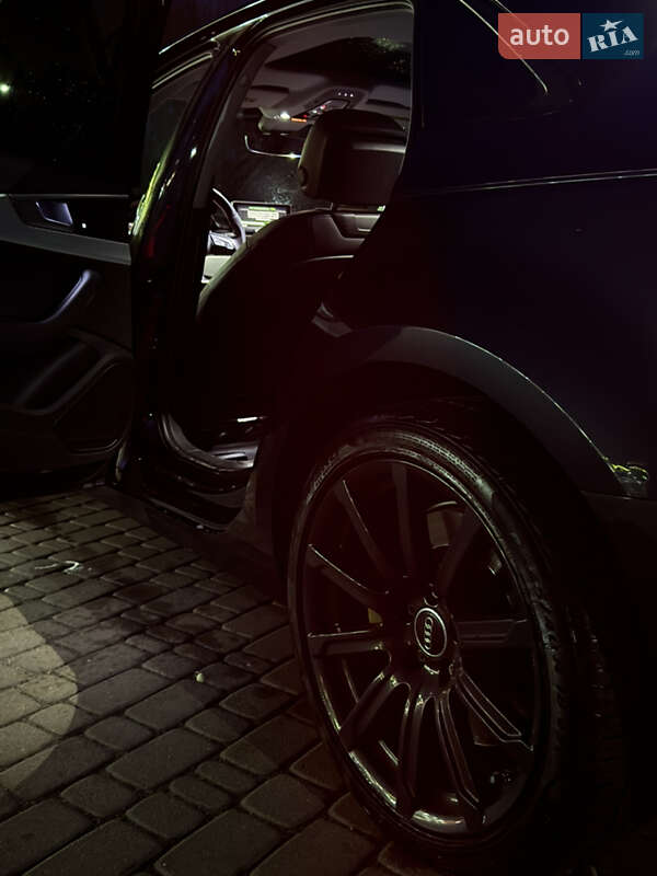 Седан Audi A4 2015 в Киеве