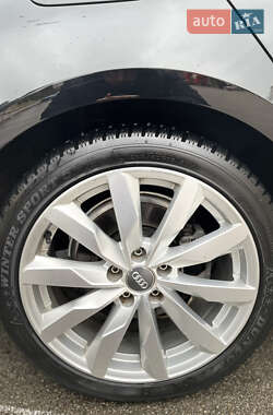 Седан Audi A4 2016 в Киеве