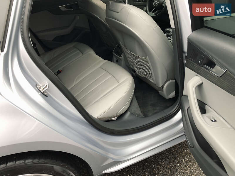 Седан Audi A4 2018 в Ирпене