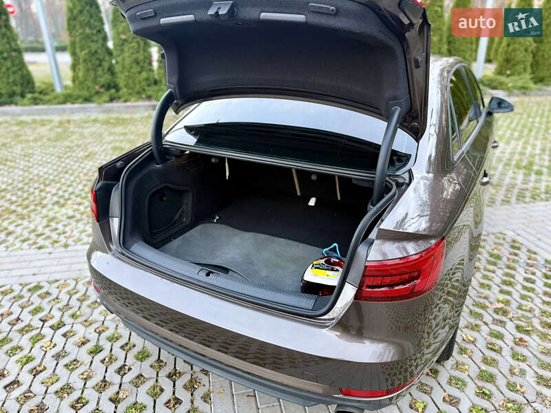 Седан Audi A4 2016 в Харкові фото 54 Седан Audi A4 2016 в Харкові