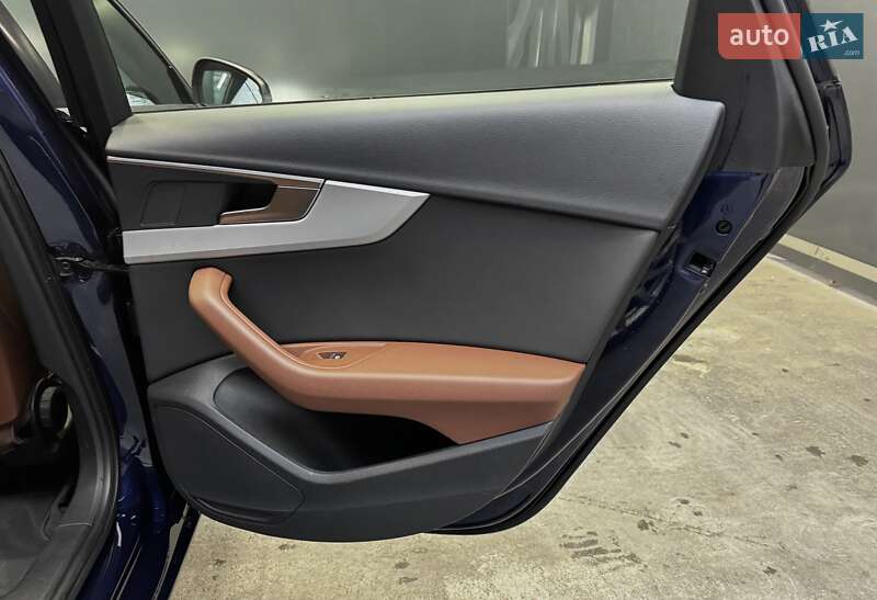 Седан Audi A4 2020 в Києві