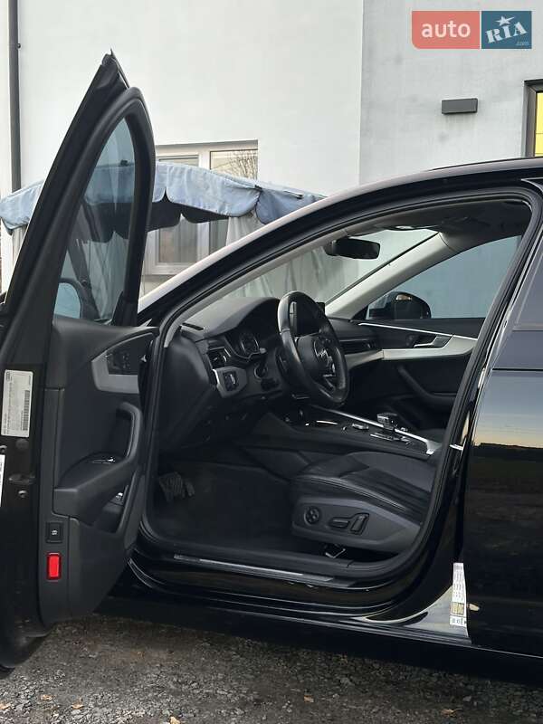 Седан Audi A4 2017 в Любешові