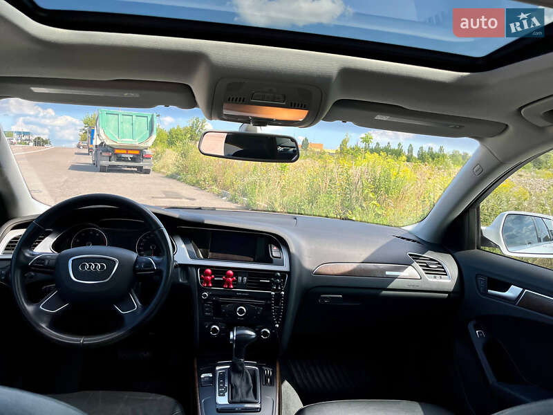 Седан Audi A4 2014 в Рівному