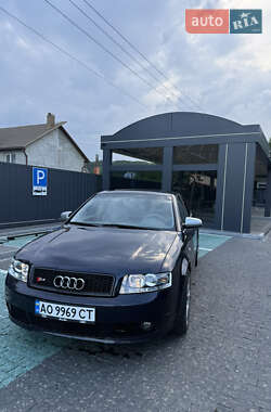 Седан Audi A4 2001 в Тячеве
