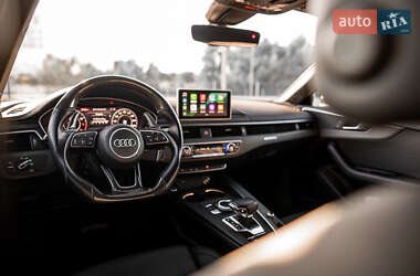 Седан Audi A4 2018 в Львове