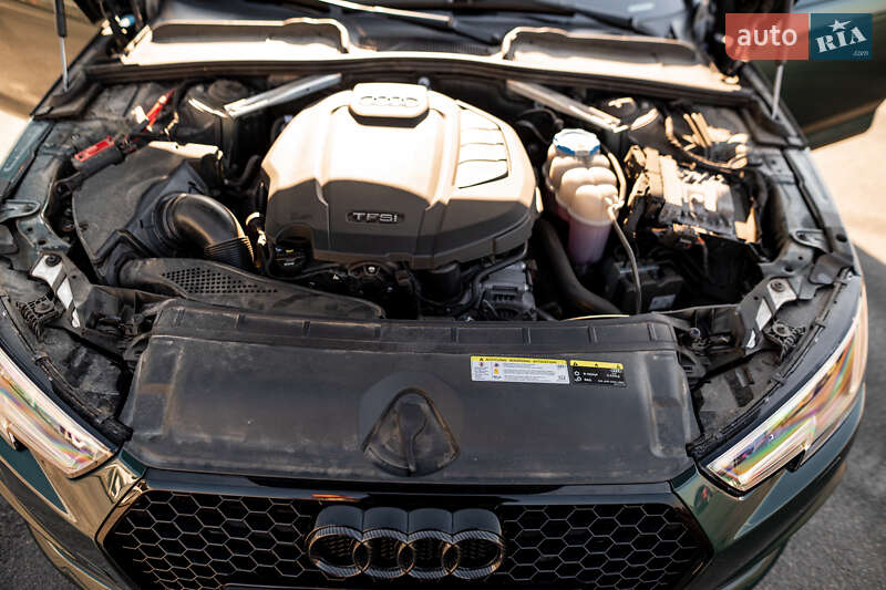 Седан Audi A4 2018 в Львове