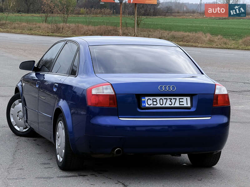 Седан Audi A4 2004 в Мені фото 11 Седан Audi A4 2004 в Мені