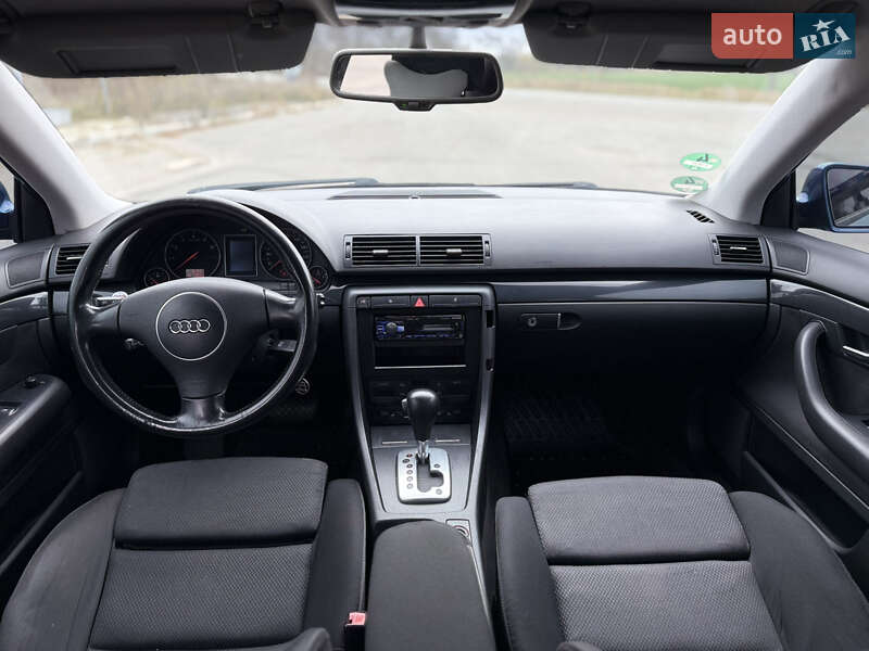 Седан Audi A4 2004 в Мені фото 16 Седан Audi A4 2004 в Мені
