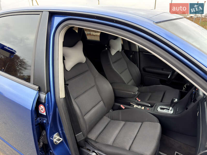 Седан Audi A4 2004 в Мені фото 18 Седан Audi A4 2004 в Мені