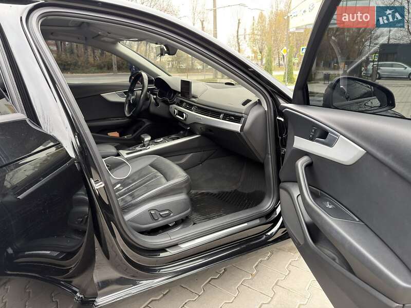 Седан Audi A4 2017 в Тернополе