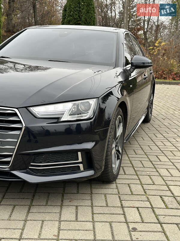 Седан Audi A4 2018 в Києві