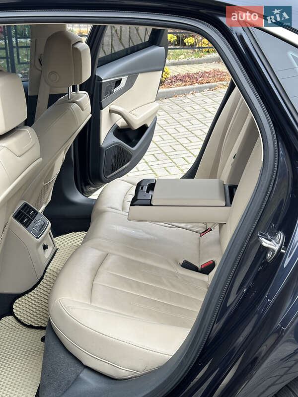 Седан Audi A4 2018 в Києві